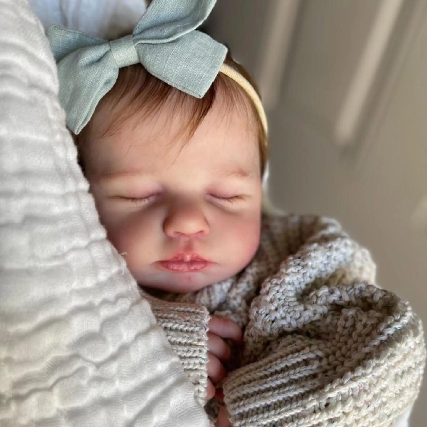 19.69inch Baby Reborn Doll with 3D-Paint Skin and Visible Veins, Realistic Newborn Asleep (Cloth Body, Soft Vinyl Limbs) Toy Kids Birthday Gift
