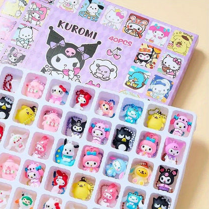 40pcs Sanrio Mysterious Surprise Box Doll Poking Fun Pendant, Poking Hole Party Doll, Hole-Hole Fun Party Decoration, Small Gift