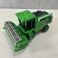 1 green imitation agricultural harvester toy car