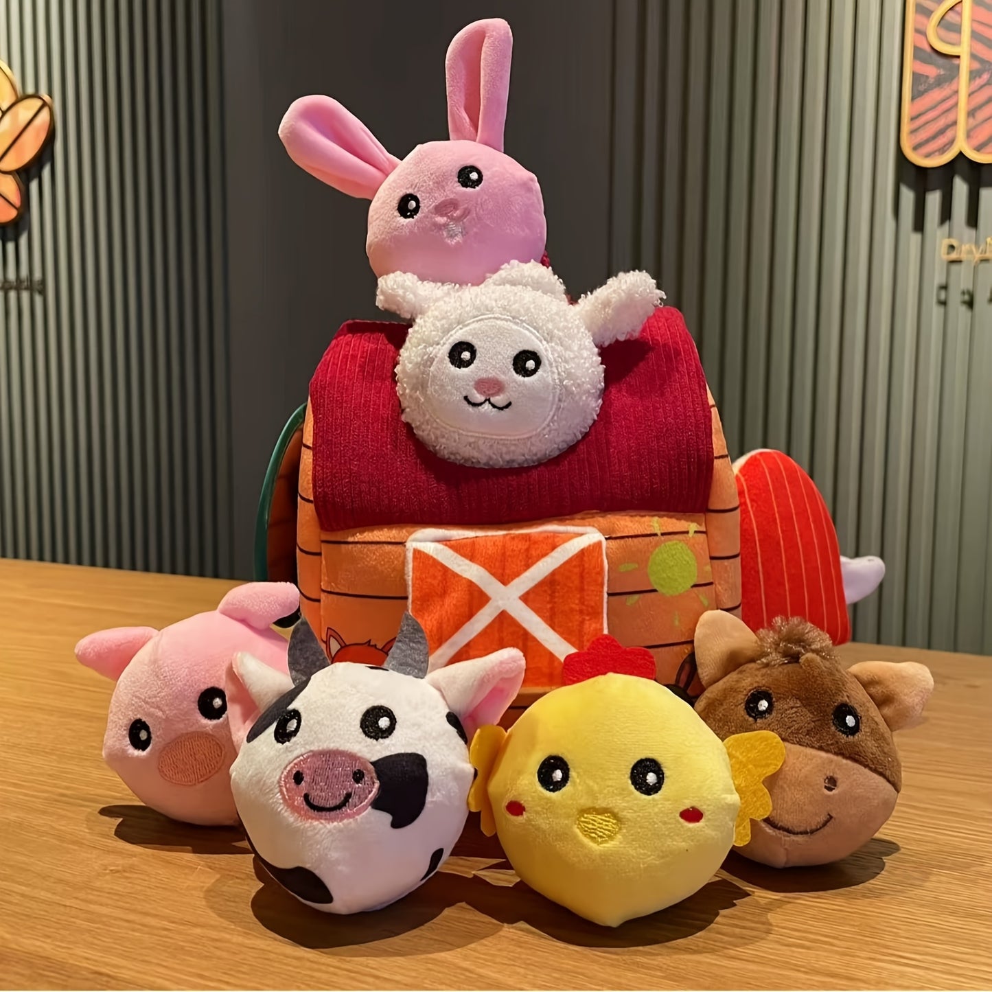 Portable Farm Playset, 6 Plush Animals with Barn, Rattle, Crinkle And Mirror, Sensory Learning Toy for Babies And Toddlers